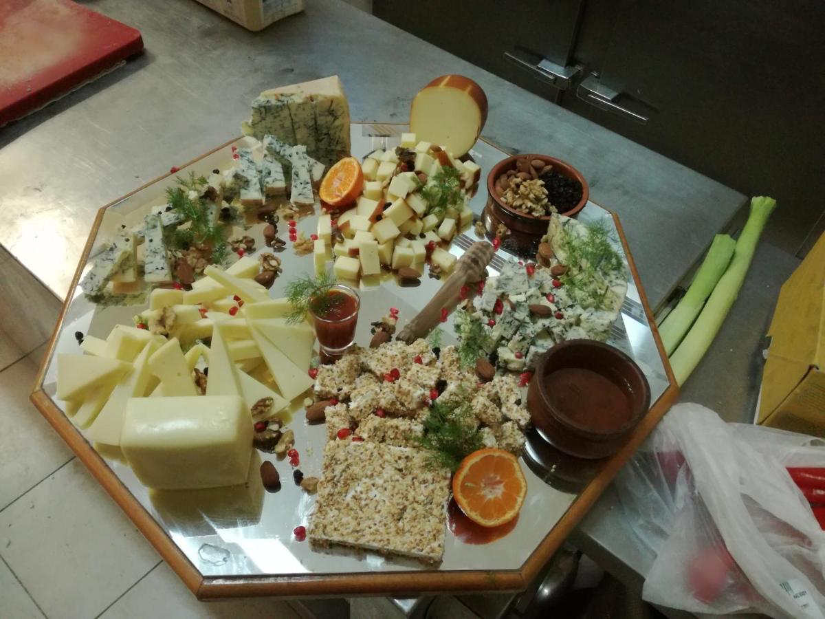 โรงแรมโฟร์ซีซั่น Trilofo  ภายนอก รูปภาพ
